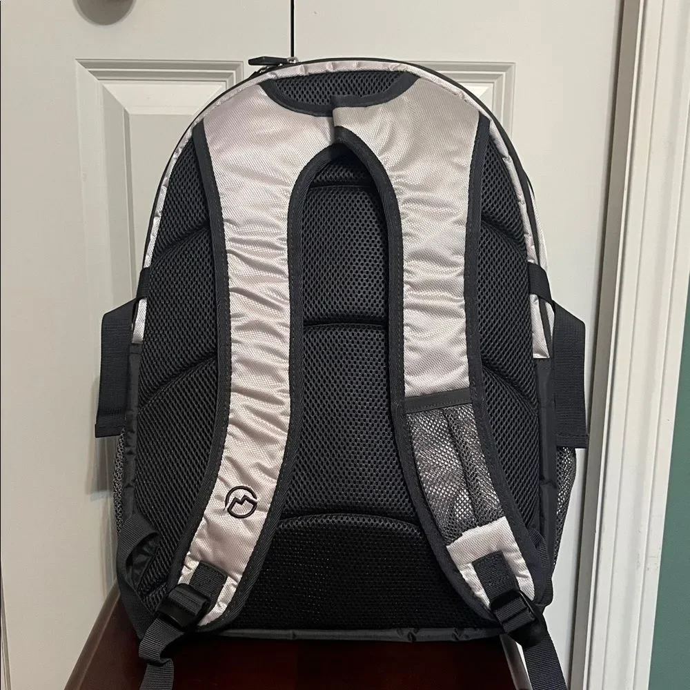 Magellan Outdoors Travel Backpack NEW Without Tags Laptop Work Hiking Unisex